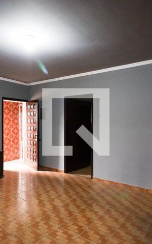 Casa para alugar com 220m², 4 quartos e 4 vagasSala