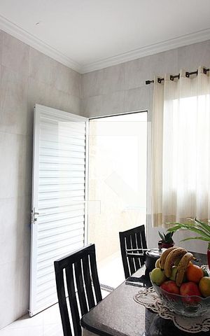 Casa à venda com 200m², 2 quartos e 2 vagasCopa 