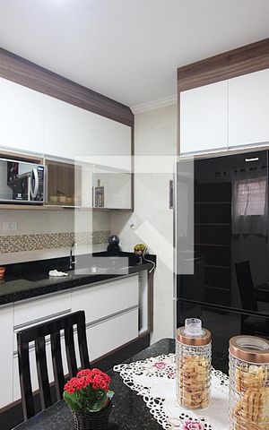 Casa à venda com 200m², 2 quartos e 2 vagasCozinha