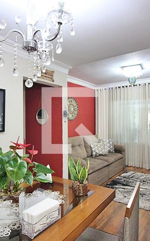 Casa à venda com 200m², 2 quartos e 2 vagasSala 