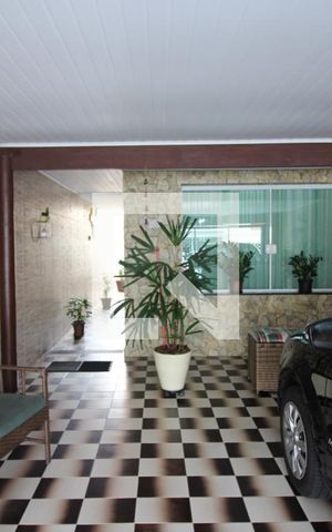 Casa à venda com 200m², 2 quartos e 2 vagasGaragem