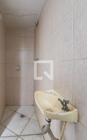 Casa à venda com 210m², 5 quartos e 3 vagasCasa 2 - Banheiro