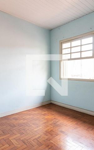 Casa à venda com 210m², 5 quartos e 3 vagasQuarto 3