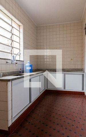 Casa à venda com 210m², 5 quartos e 3 vagasCozinha