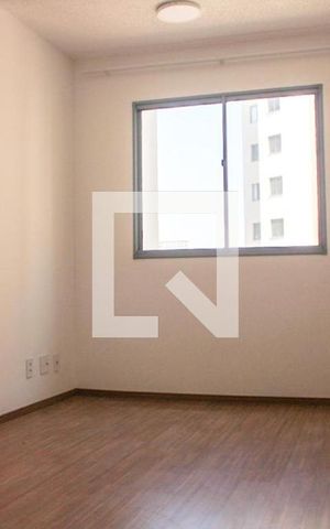 Apartamento à venda com 41m², 2 quartos e sem vaga Apartamento à venda com 41m², 2 quartos e sem vagaSala