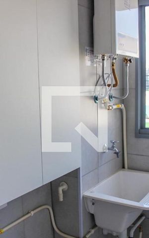 Apartamento à venda com 41m², 2 quartos e sem vaga Apartamento à venda com 41m², 2 quartos e sem vagaÁrea de Serviço