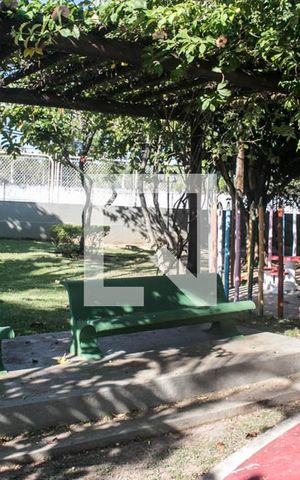 Casa de condomínio para alugar com 200m², 4 quartos e 4 vagas Casa de condomínio para alugar com 200m², 4 quartos e 4 vagasParque