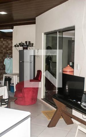 Casa de condomínio para alugar com 200m², 4 quartos e 4 vagas Casa de condomínio para alugar com 200m², 4 quartos e 4 vagasSala 3