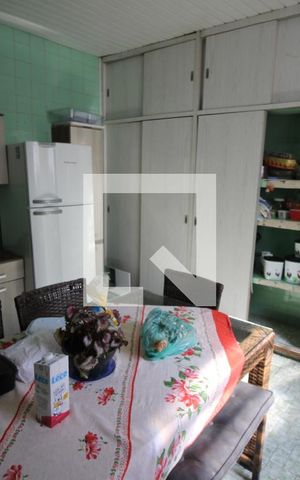 Casa à venda com 195m², 4 quartos e 2 vagasCozinha