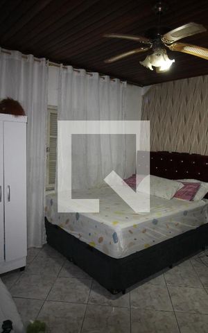 Casa à venda com 195m², 4 quartos e 2 vagasQuarto 1