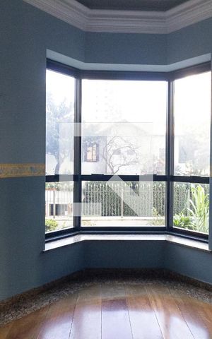 Apartamento à venda com 186m², 4 quartos e 3 vagas Apartamento à venda com 186m², 4 quartos e 3 vagasCopa da Cozinha