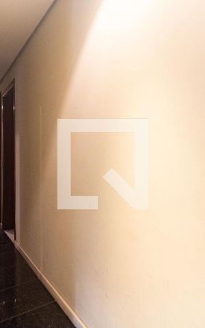 Apartamento à venda com 186m², 4 quartos e 3 vagas Apartamento à venda com 186m², 4 quartos e 3 vagasCorredor