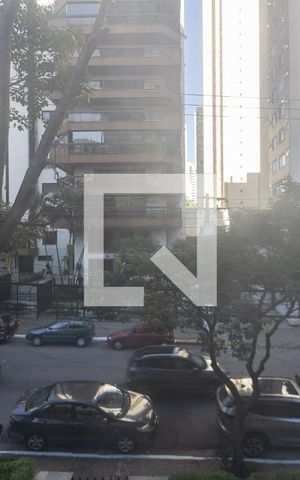 Apartamento à venda com 186m², 4 quartos e 3 vagas Apartamento à venda com 186m², 4 quartos e 3 vagasVista da Sala