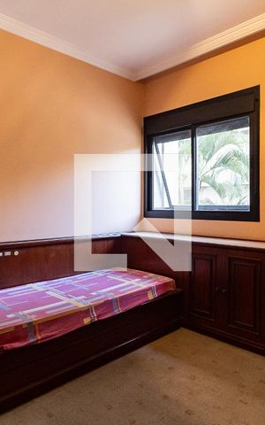 Apartamento à venda com 186m², 4 quartos e 3 vagas Apartamento à venda com 186m², 4 quartos e 3 vagasSuíte 2