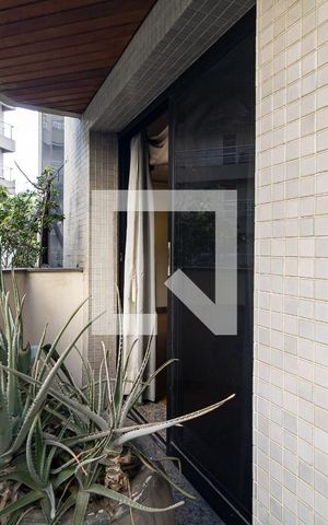 Apartamento à venda com 186m², 4 quartos e 3 vagas Apartamento à venda com 186m², 4 quartos e 3 vagasVaranda da Sala