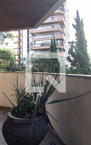 Apartamento à venda com 186m², 4 quartos e 3 vagas Apartamento à venda com 186m², 4 quartos e 3 vagasVaranda da Sala