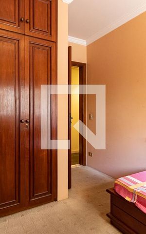 Apartamento à venda com 186m², 4 quartos e 3 vagas Apartamento à venda com 186m², 4 quartos e 3 vagasSuíte 2