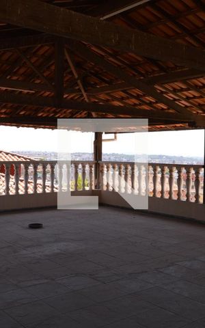 Casa à venda com 708m², 3 quartos e 3 vagasTerraço