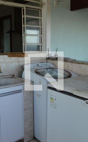 Casa à venda com 708m², 3 quartos e 3 vagasÁrea de Serviço