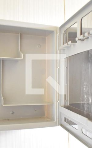 Casa para alugar com 30m², 1 quarto e sem vagaBanheiro - Armário
