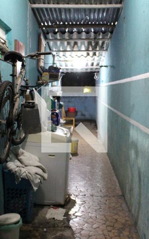 Casa à venda com 160m², 3 quartos e 1 vagaÁrea de Serviço