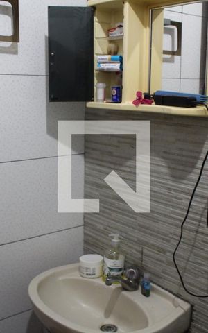 Casa à venda com 160m², 3 quartos e 1 vagaBanheiro
