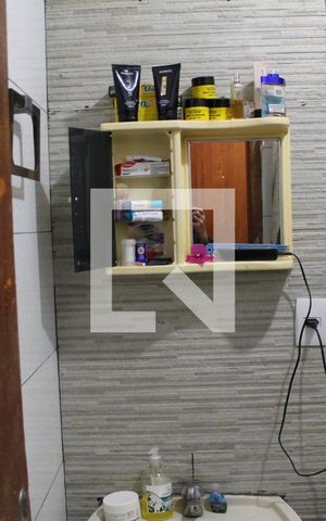Casa à venda com 160m², 3 quartos e 1 vagaBanheiro