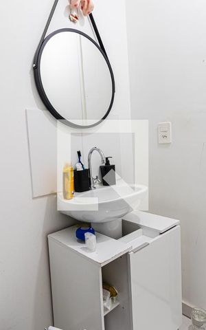 Apartamento à venda com 36m², 2 quartos e sem vagaBanheiro