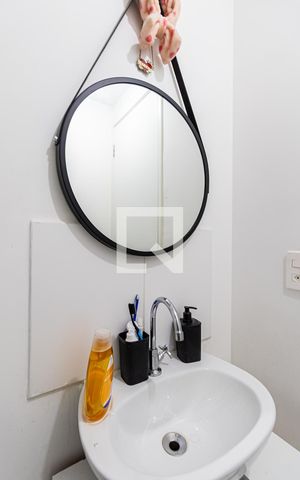 Apartamento à venda com 36m², 2 quartos e sem vagaBanheiro