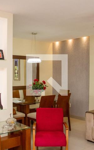Casa de condomínio à venda com 375m², 4 quartos e 1 vagaSala