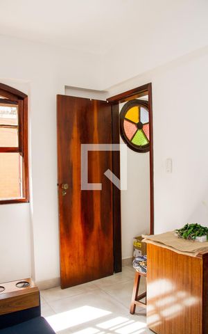 Casa de condomínio à venda com 375m², 4 quartos e 1 vagaQuarto de Serviço