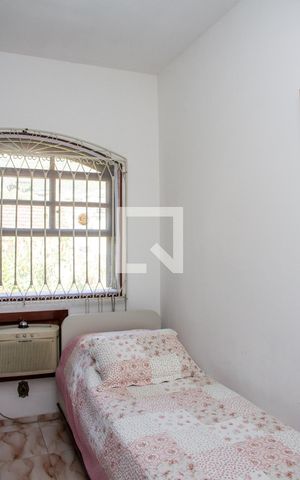 Casa de condomínio à venda com 375m², 4 quartos e 1 vagaSuíte 02