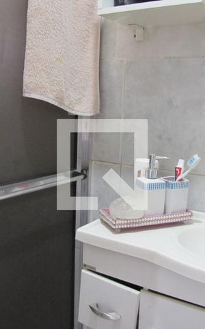 Casa à venda com 176m², 3 quartos e 3 vagasBanheiro
