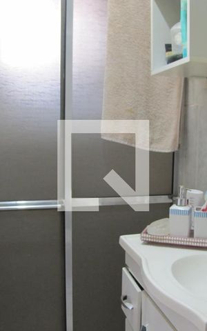 Casa à venda com 176m², 3 quartos e 3 vagasBanheiro
