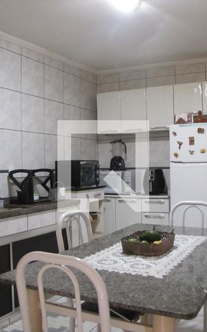 Casa à venda com 176m², 3 quartos e 3 vagasCozinha