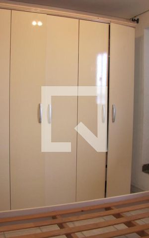 Casa à venda com 176m², 3 quartos e 3 vagasCasa 2 - Quarto