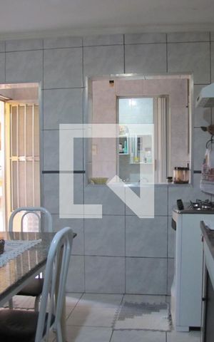 Casa à venda com 176m², 3 quartos e 3 vagasCozinha