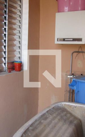 Casa à venda com 176m², 3 quartos e 3 vagasCasa 2 - Área de Serviço