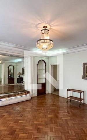 Apartamento à venda com 350m², 3 quartos e 1 vaga Apartamento à venda com 350m², 3 quartos e 1 vagaSala