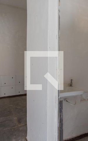 Casa à venda com 228m², 4 quartos e 2 vagas Casa à venda com 228m², 4 quartos e 2 vagasBanheiro de serviço