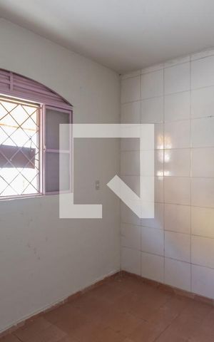 Casa à venda com 228m², 4 quartos e 2 vagas Casa à venda com 228m², 4 quartos e 2 vagasQuarto 4 - Suíte