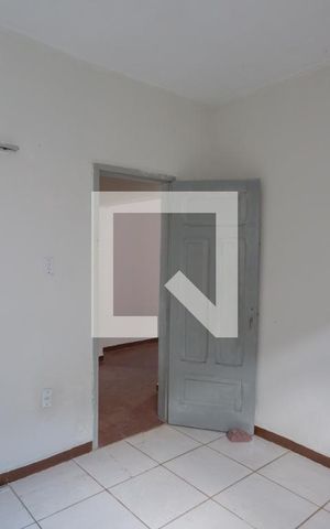 Casa à venda com 228m², 4 quartos e 2 vagas Casa à venda com 228m², 4 quartos e 2 vagasQuarto 3