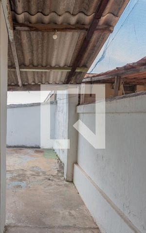Casa à venda com 228m², 4 quartos e 2 vagas Casa à venda com 228m², 4 quartos e 2 vagasÁrea externa