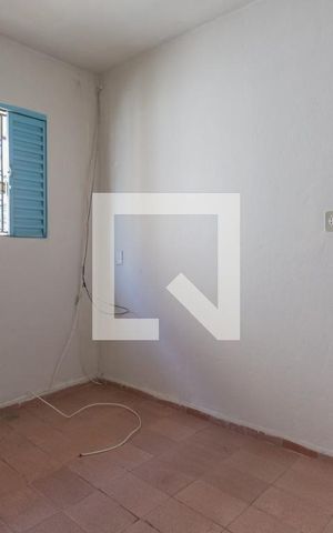 Casa à venda com 228m², 4 quartos e 2 vagas Casa à venda com 228m², 4 quartos e 2 vagasSala 2