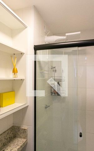 Apartamento à venda com 38m², 2 quartos e sem vagaBanheiro