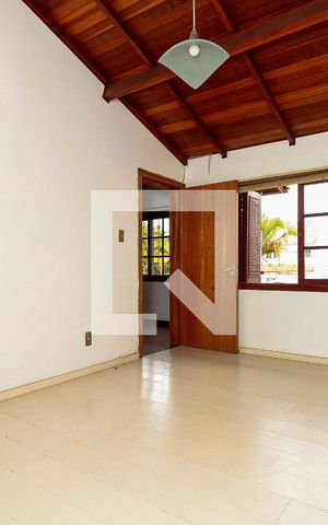 Casa à venda com 186m², 3 quartos e 2 vagas Casa à venda com 186m², 3 quartos e 2 vagasSuíte