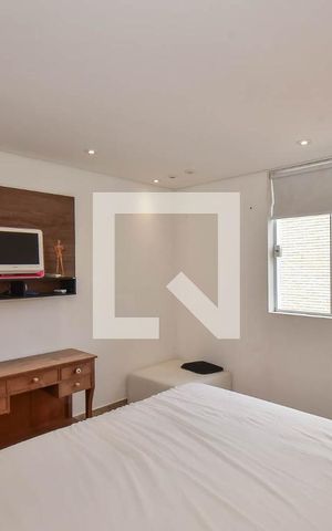 Casa à venda com 780m², 8 quartos e 4 vagas Casa à venda com 780m², 8 quartos e 4 vagasSuíte da Casa 2