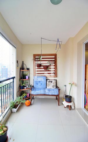 Apartamento à venda com 118m², 3 quartos e 2 vagasVaranda da Sala