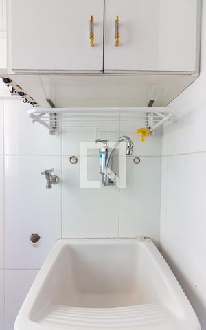 Apartamento à venda com 60m², 2 quartos e 1 vaga Apartamento à venda com 60m², 2 quartos e 1 vagaÁrea de Serviço