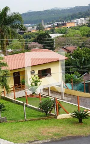 Casa à venda com 300m², 3 quartos e 2 vagasVista Quarto 1